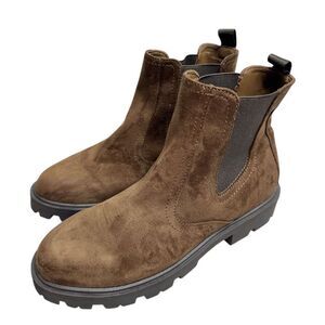Nine West Boots Size 9 Brown Chelsea Lug Sole Booties NEW